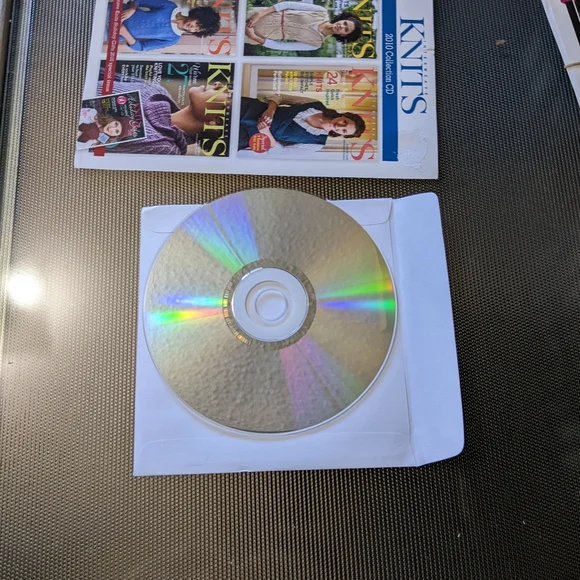 Interweave Knits 2010 Collection CD - Picture 2 of 3